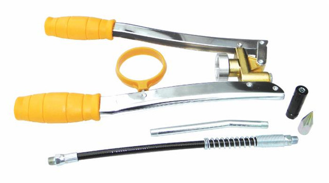 Pompa per ingrassaggio Ama a 2 leve 500gr con tubo e testina - Ama