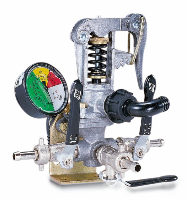 Gruppo completo con manometro GI 40 - Ama