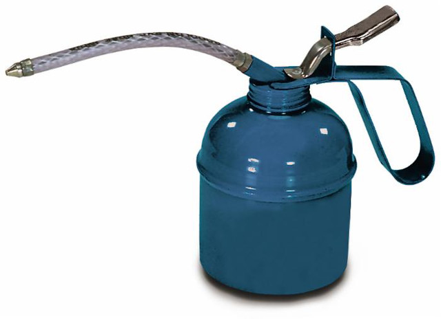 Oliatore per ingrassaggio e lubrificazione capacità 300gr/cc con canna flessibile - Ama