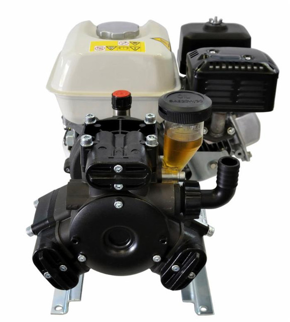 Gruppo motopompa a 3 membrane APS41 con motore a scoppio - Comet