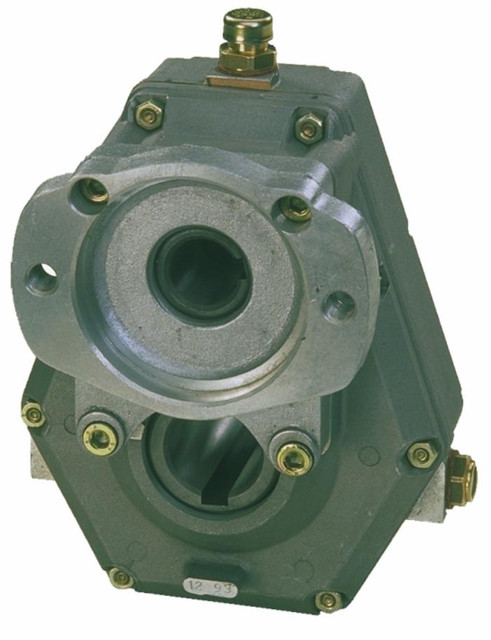 Riduttore gruppo 2 rapporto 3:1 per motori orbitali albero ø25mm da 11Kw - Ama Refluid