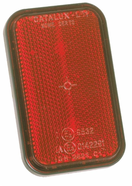 Catarifrangente con viti M6 rosso 95,5x58,5mm - Ama