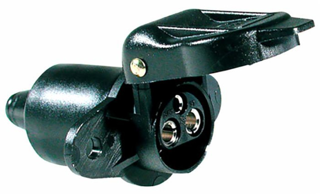 Presa 3 poli con coperchio protettivo - Ama