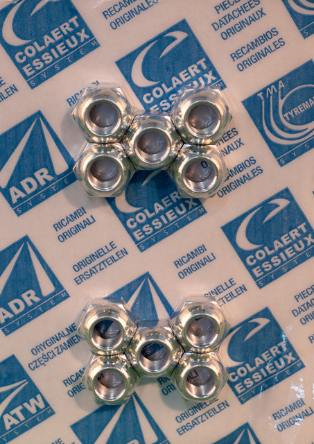 Dado per colonnetta assali M16 in blister 10 pz - Adr