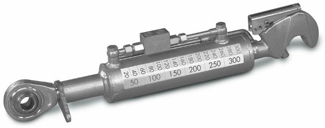 Terzo punto idraulico Ama cat. III per trattori lunghezza max 900mm alesaggio 80mm - Ama