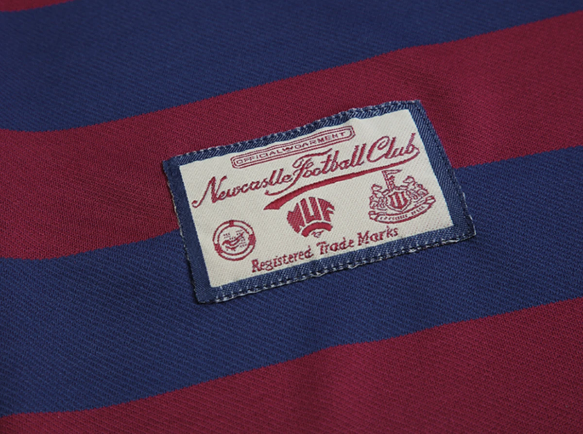 Newcastle United 95/96 Men's Away Retro Shirt