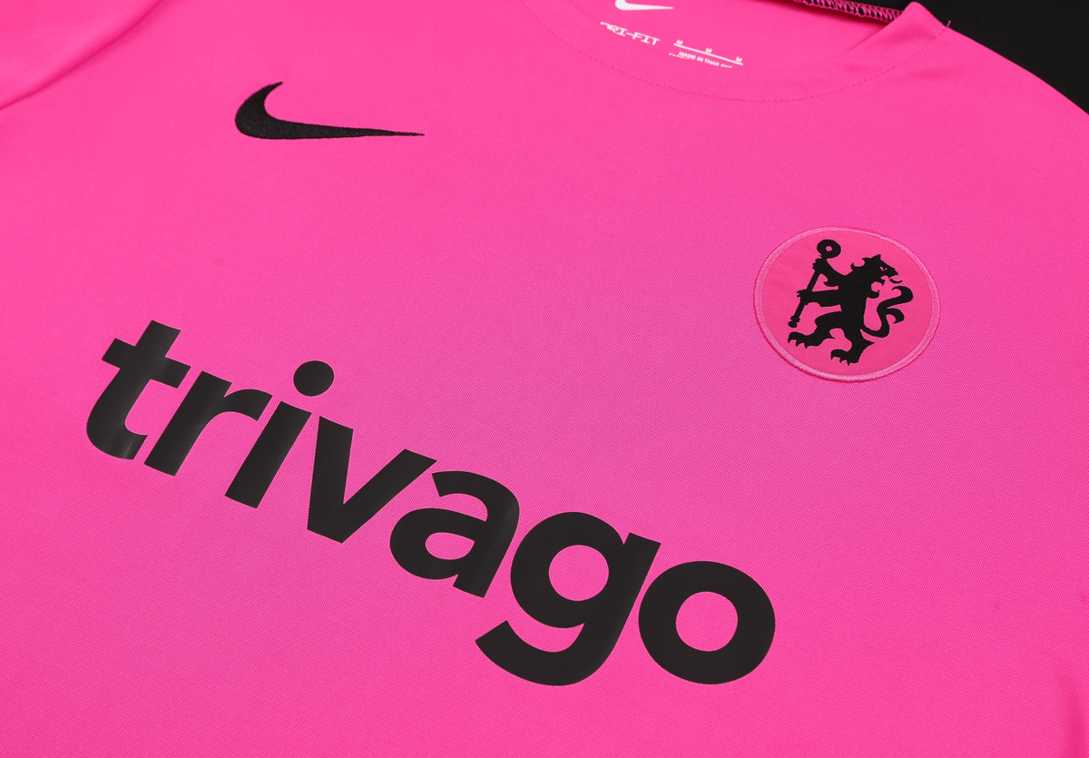 Chelsea 24/25 Men's Pink Training Shirt