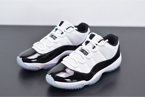 Jordan 11 Retro low "concord"