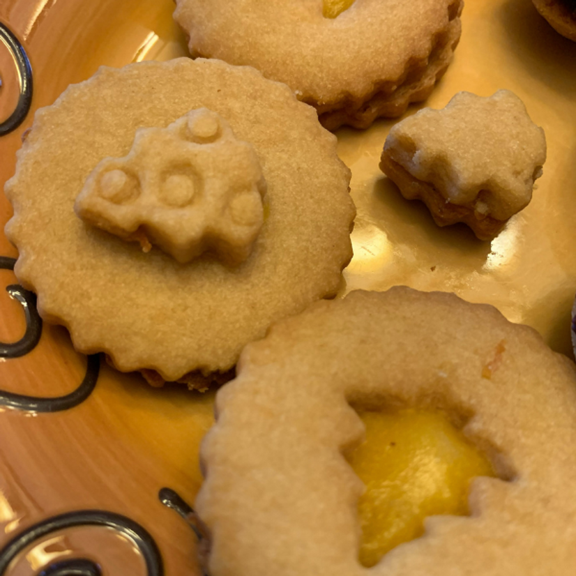 ​Vegan Linzer Cookies