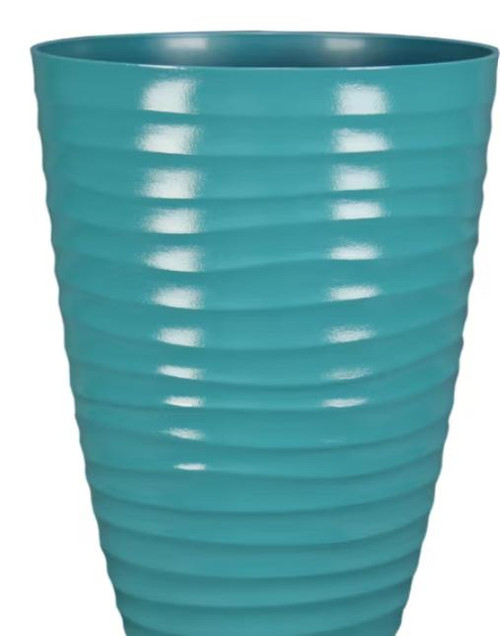 Style Selections 15.59-in W x 21.65-in H Aqua Resin Contemporary/Modern Indoor/Outdoor Planter