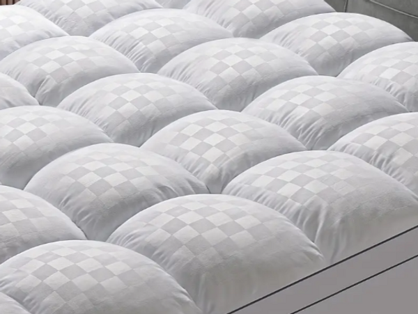 Queen Mattress Topper – Extra Thick Pillow Top Quilted Mattress Pad, Cooling, Deep Pocket Fitted Mattress Protector (8-21"), 1000GSM Queen Mattress Topper – Extra Thick Pillow Top Quilted Mattress Pad, Cooling, Deep Pocket Fitted Mattress Protector (8-21"), 1000GSM