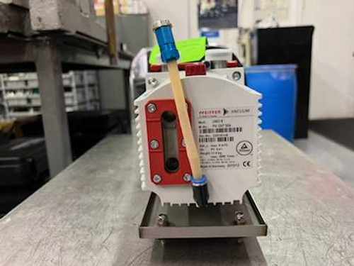 PFEIFFER UNO 6 ROTARY VANE VACUUM PUMP 115-125 V (60 HZ) (REFURBISHED) PFEIFFER UNO 6 ROTARY VANE VACUUM PUMP 115-125 V (60 HZ) (REFURBISHED)