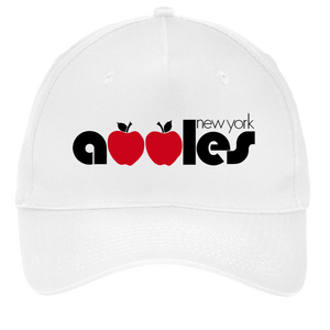 Vintage x World Team Tennis twill cap with seamless 5-panel front and retro logo in white