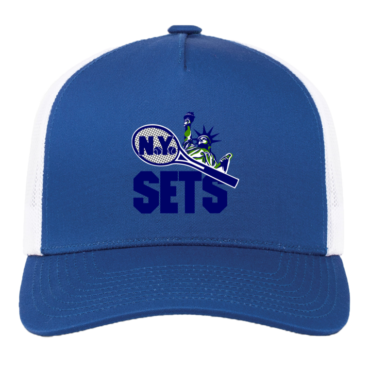 Vintage New York Sets World Team Tennis trucker cap with seamless 5-panel front and retro logo in royal blue/white