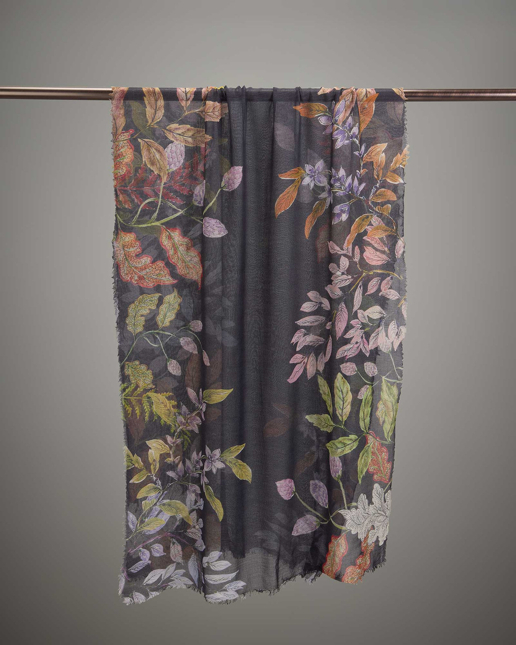 LONG SCARF SHAKESPEARES GARDEN main image 1
