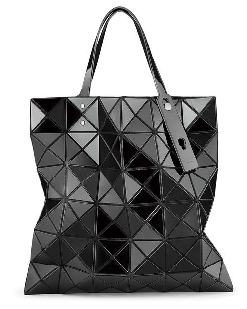 BAOBAO ISSEY MIYAKE ブラックポーチ ISSEY MIYAKE - バオバオイッセイミヤケ BAOBAO ISSEY MIYAKE