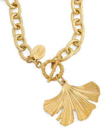 18ct Yellow Gold Leaf Design Necklace | Pravins