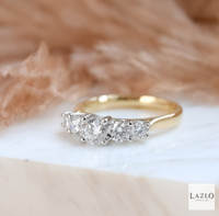 18kt Yellow Gold Platinum Round Brilliant Laboratory Graduated 1.00ct Five Stone Diamond Ring 7