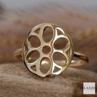 9kt Yellow Gold Round Open Flower Design Ring 1