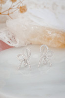Vera Wang 18kt White Gold Diamond Bow Earrings 4