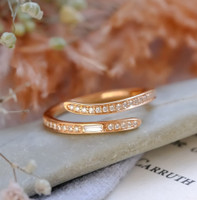 18kt Rose Gold Grain Set Crossover 0.20ct Baguette Diamond Ring 2