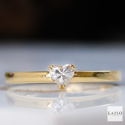18kt Yellow Gold Solitaire 0.25ct Diamond Heart Engagement Ring 1 18kt Yellow Gold Solitaire 0.25ct Diamond Heart Engagement Ring 1