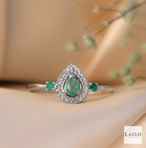 9kt White Gold Teardrop Shape Emerald & Diamond Halo Ring