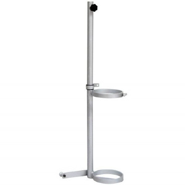 MR Conditional Non-Ferromagnetic Oxygen Pole