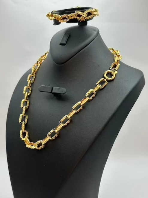 21K Gold Geometric Necklace and Bracelet Set