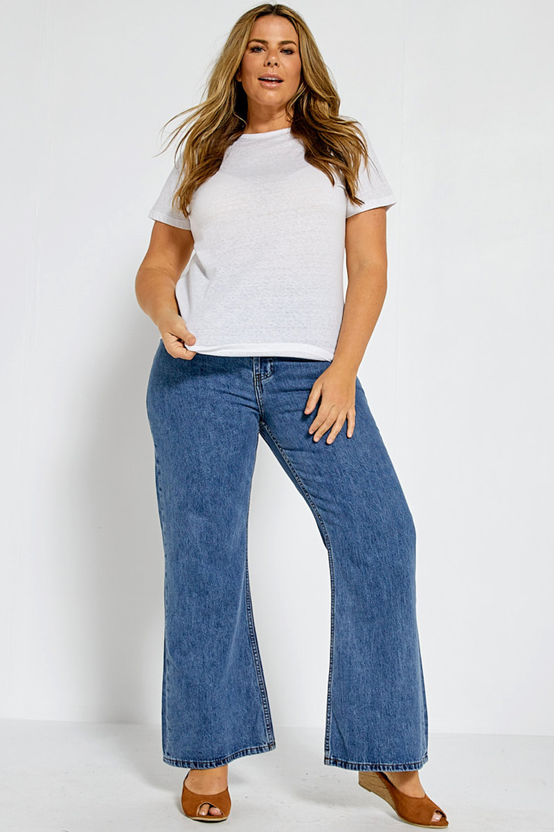 Crew Neck Tee in White Online Bohemian Traders