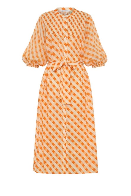 A modern muse with timeless charm, the Smocked Tunic Dress is crafted from airy cotton voile in a custom Bohemian Traders print. With a softly structured silhouette and thoughtful details, it offers a loose, relaxed fit that can be cinched at the waist with the matching tie belt for versatile styling.