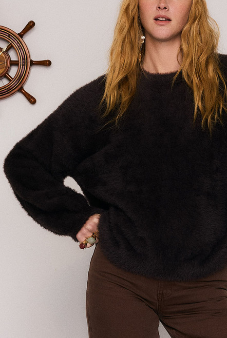 Fluffy Oversized Jumper in Brown