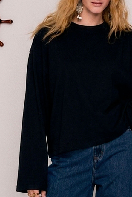 Black Long Sleeve Tee in Black