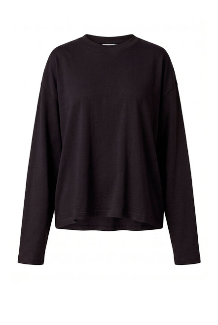 Black Long Sleeve Tee in Black