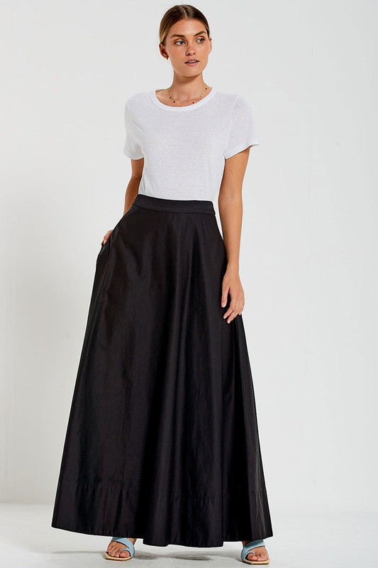 Circle Maxi Skirt in Black