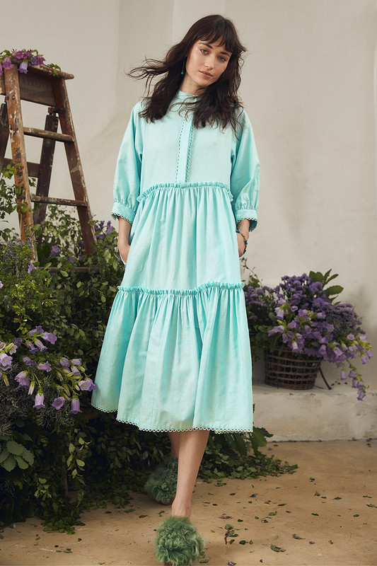 Bohemian Traders Camilla Dress is loved for it's relaxed shape and feminine detailing. It's cut from cotton in a delicate blue haze colourway. Wear yours with sneakers or this season's beloved cowboy boots for an effortlessly cool feel.