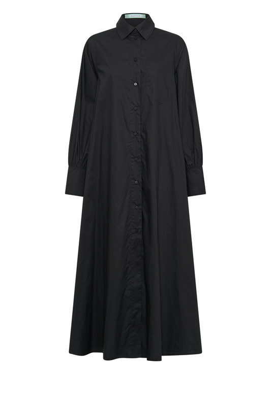 You'll never tire of Bohemian Traders Opera Shirt Dress. Taking its cues from classic shirting, it's cut from breathable cotton-poplin in classic black. The sweeping hem has generous side slits for optimal comfort.