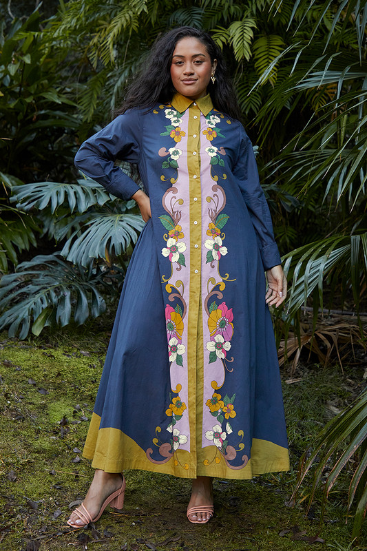 This 'vivid' Opera Shirt Dress is brought to life by beautiful florals cascading down the centre front. It's made from cotton and has a classic shirt silhouette with splits to the sides. Leave a few top buttons undone for a more relaxed feel.