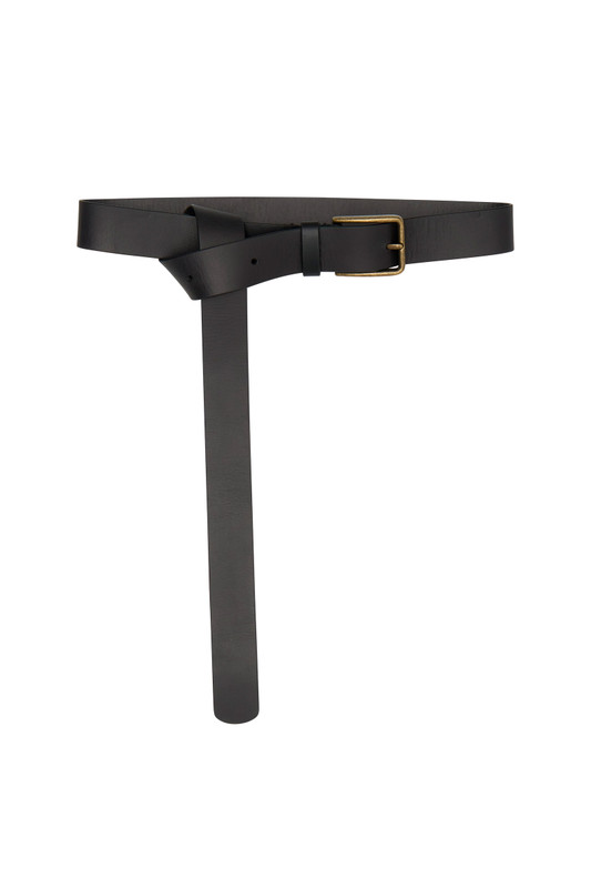 A rich leather belt with antique-finish buckle and knot detail, this accessory adds a touch of rustic charm and polished edge. Crafted to cinch your waist with timeless elegance, it pairs perfectly with dresses or tailored separates.
