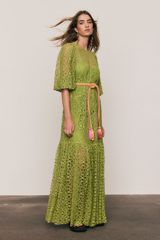 Vibrant and textural, the Tassel Belt is crafted from soft cotton thread in a custom Bohemian Traders colour mix. Finished with oversized tassel ends, it adds a playful yet refined accent to dresses, tunics, or resort sets. A versatile styling piece designed to bring warmth, colour, and confidence to every look.