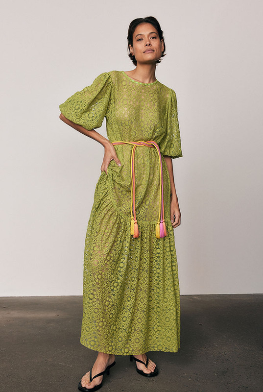 Vibrant and textural, the Tassel Belt is crafted from soft cotton thread in a custom Bohemian Traders colour mix. Finished with oversized tassel ends, it adds a playful yet refined accent to dresses, tunics, or resort sets. A versatile styling piece designed to bring warmth, colour, and confidence to every look.