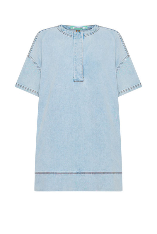 The Oversized Tee Dress combines the ease of denim with the comfort of your favourite tee. Cut from premium stretch denim, it features dropped shoulders, cap sleeves, and a relaxed, boxy fit. A modern essential that’s machine washable, size inclusive, and designed for everyday confidence.