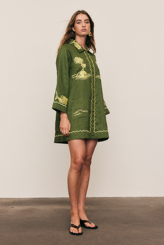 Effortless and artful, the Embroidered Shirt Dress is crafted from pure linen in Jungle Green and elevated with contrast embroidery. Designed with a wide collar, relaxed silhouette and sleeves, it drapes with ease while holding its shape. A timeless wardrobe staple in natural fibre - refined, breathable, and made to live beautifully.