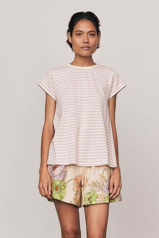 A true Bohemian Traders classic, the Classic Swing Tee is a signature silhouette reimagined in a fresh mauve yarn-dyed stripe. Crafted from soft cotton-spandex jersey with a ribbed crew neck, it moves beautifully through a relaxed swing shape. Don’t miss your chance to own the latest colourway of everyone’s favourite, best-selling tee.