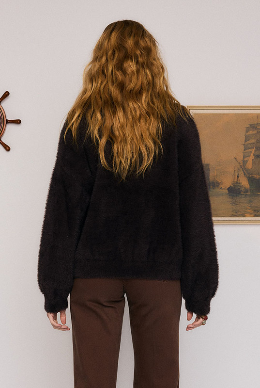 Fluffy Oversized Jumper in Brown