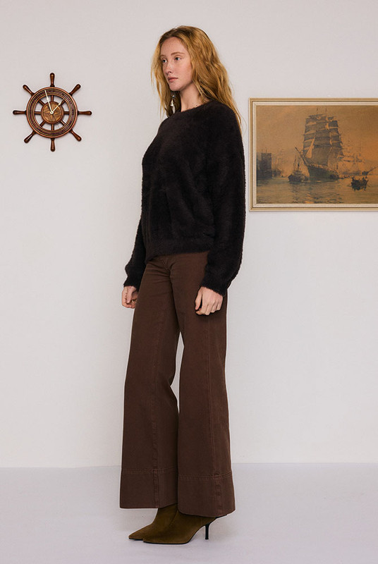 Fluffy Oversized Jumper in Brown