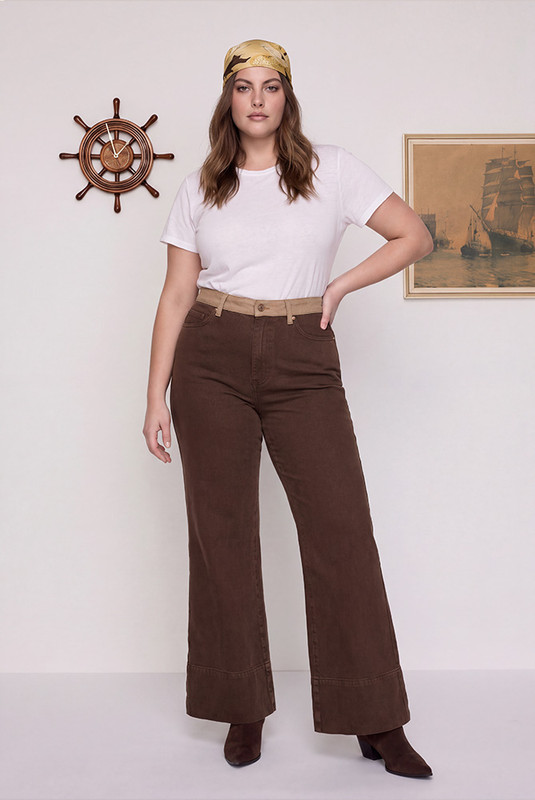 Cigar Waisted Denim Flare in Brown
