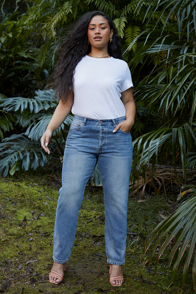 Slim Mum Jean in Vintage Blue