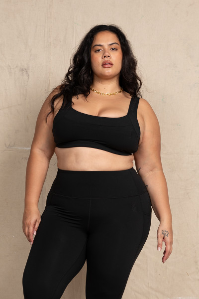 Sports Bra in Black