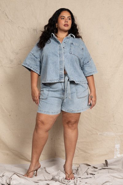 Tailored Patch Pocket Short in Ice Blue